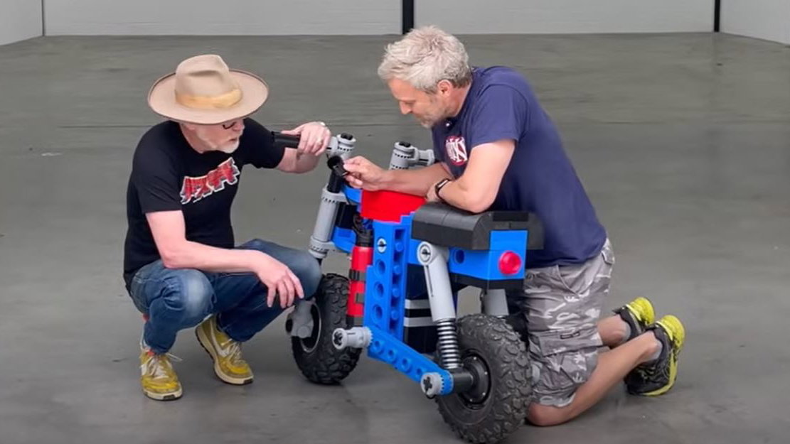 Lego Motorcycle Build